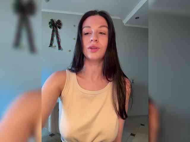 _Meggi_ webcam