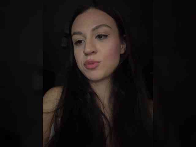 _Meggi_ webcam