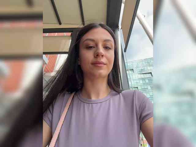 _Meggi_ webcam