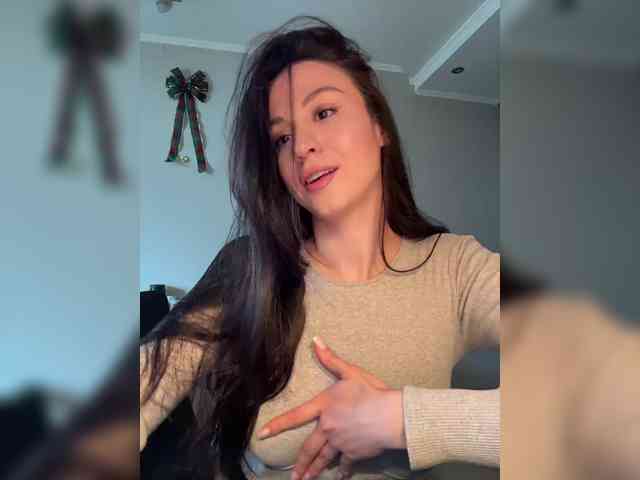 _Meggi_ webcam