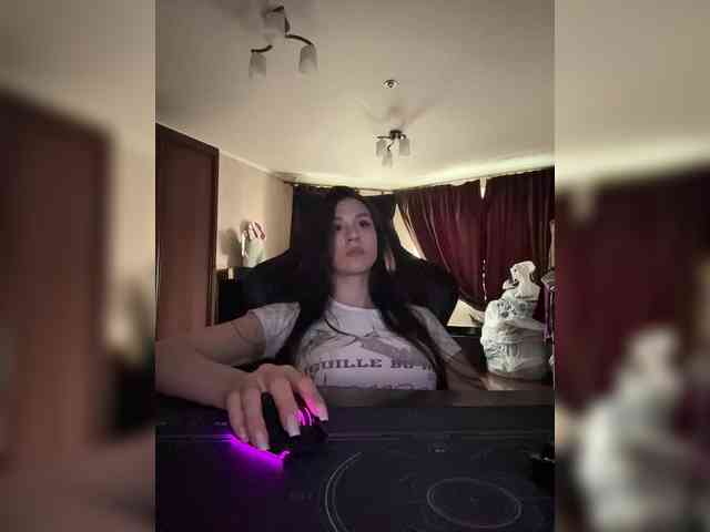 _Meggi_ webcam