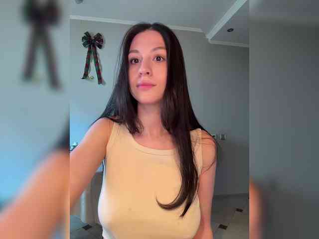 _Meggi_ webcam