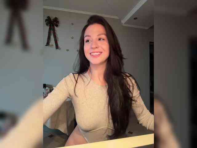 _Meggi_ webcam