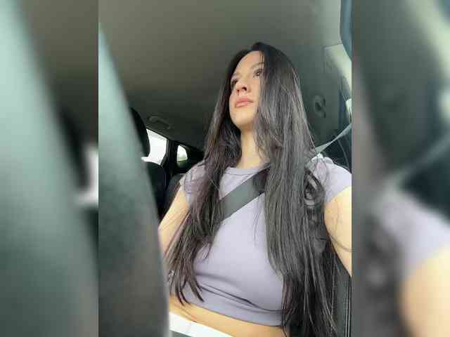 _Meggi_ webcam