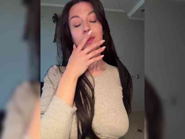 _Meggi_ webcam