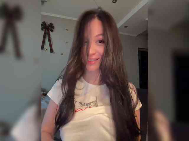 _Meggi_ webcam
