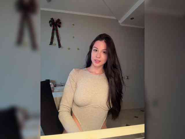_Meggi_ webcam