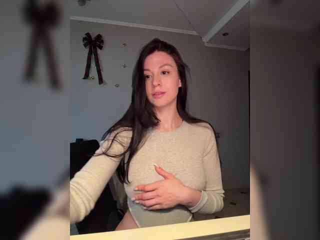 _Meggi_ webcam