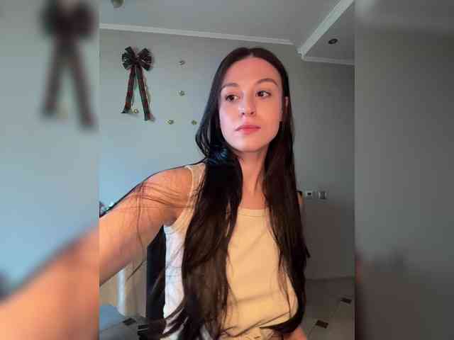 _Meggi_ webcam