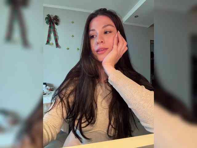 _Meggi_ webcam