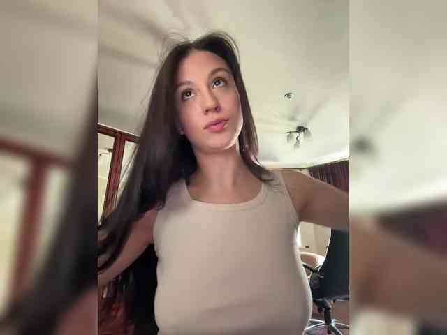 _Meggi_ webcam