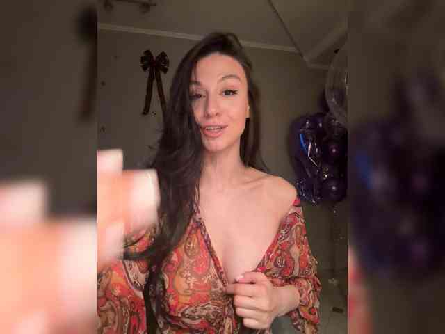 _Meggi_ webcam