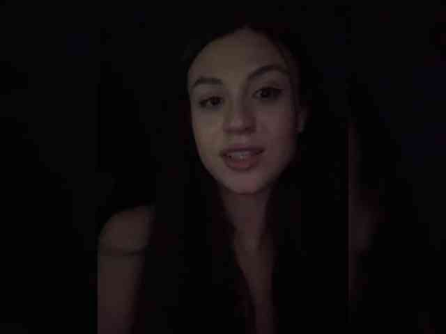 _Meggi_ webcam