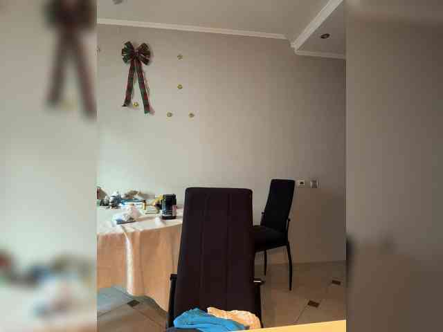 _Meggi_ webcam