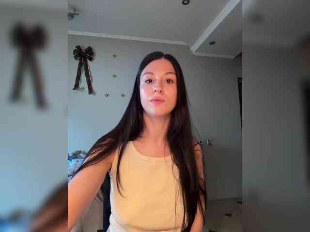 _Meggi_ webcam
