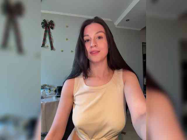 _Meggi_ webcam