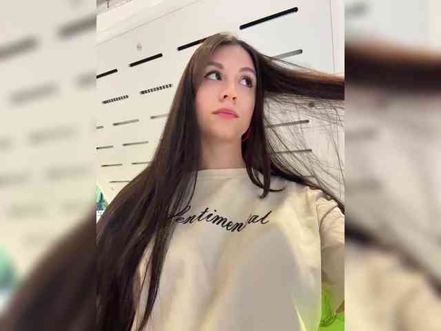 _Meggi_ webcam