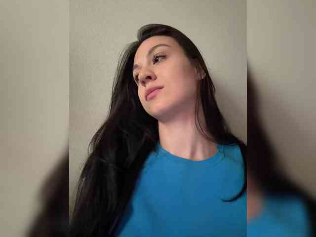 _Meggi_ webcam