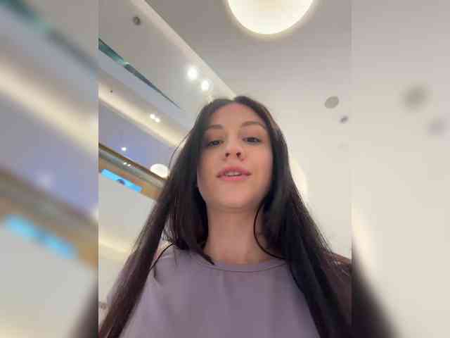 _Meggi_ webcam