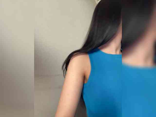 _Meggi_ webcam