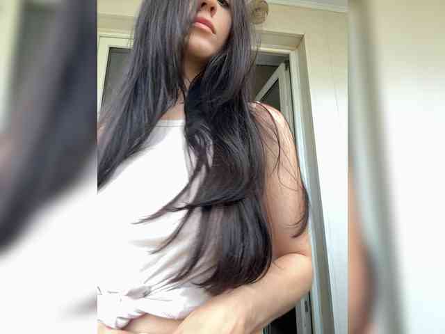 _Meggi_ webcam