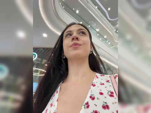 _Meggi_ webcam