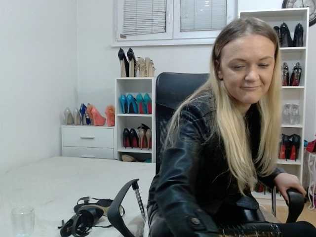 MisstressSabi's BongaCams show and profile