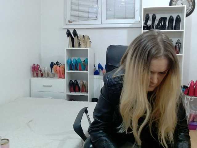 MisstressSabi's BongaCams show and profile