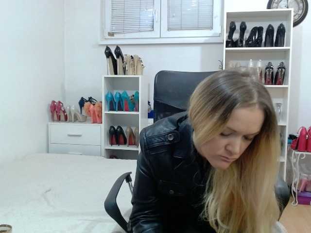 MisstressSabi's BongaCams show and profile