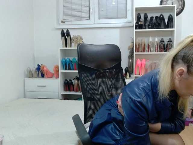 MisstressSabi's BongaCams show and profile