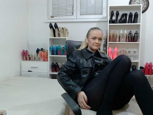 MisstressSabi's BongaCams show and profile