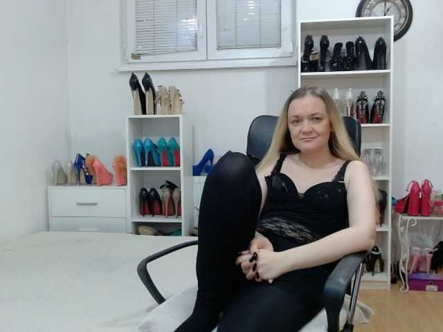 MisstressSabi's BongaCams show and profile