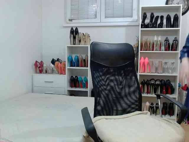 MisstressSabi webcam