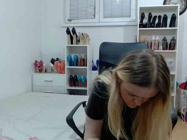 MisstressSabi webcam