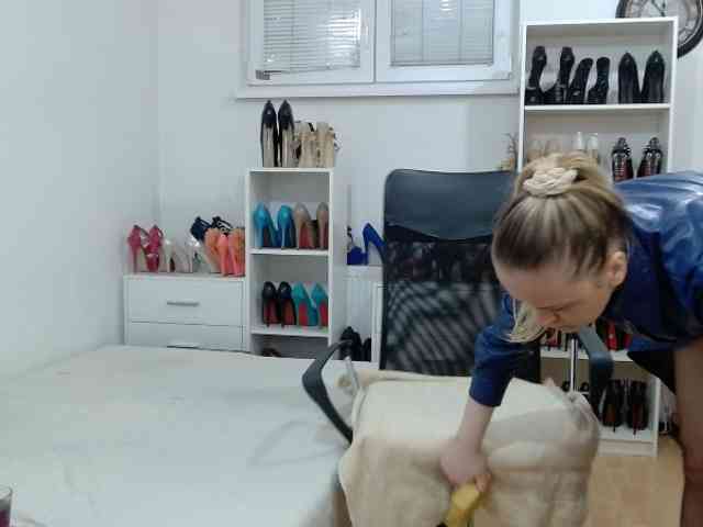 MisstressSabi webcam