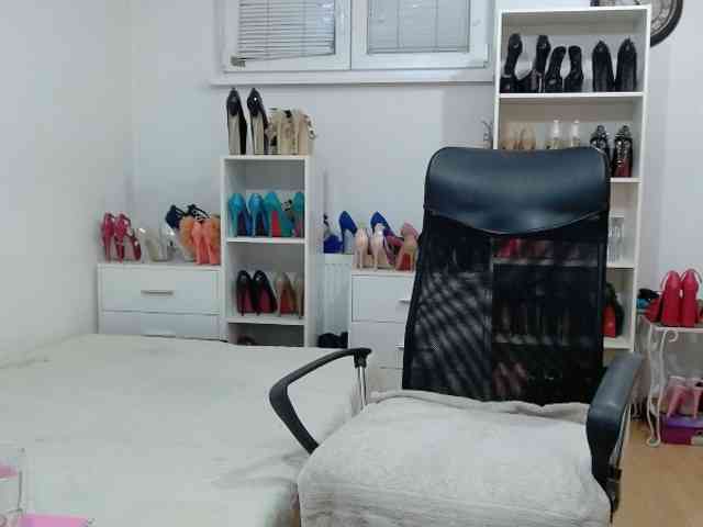 MisstressSabi webcam