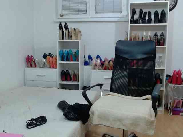 MisstressSabi webcam