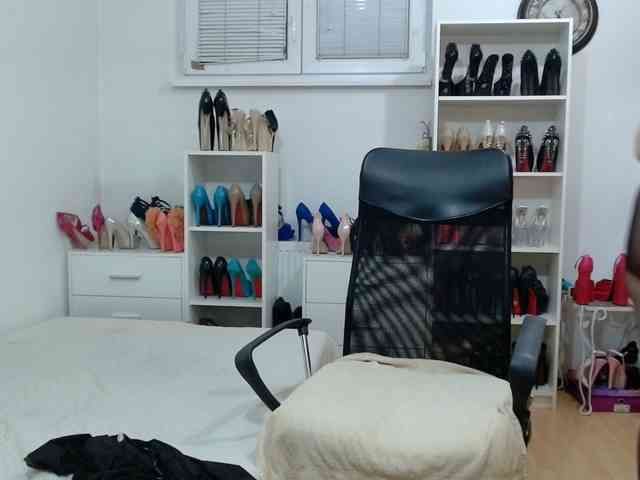 MisstressSabi webcam