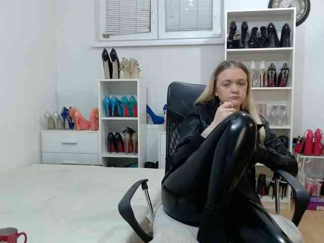 MisstressSabi webcam