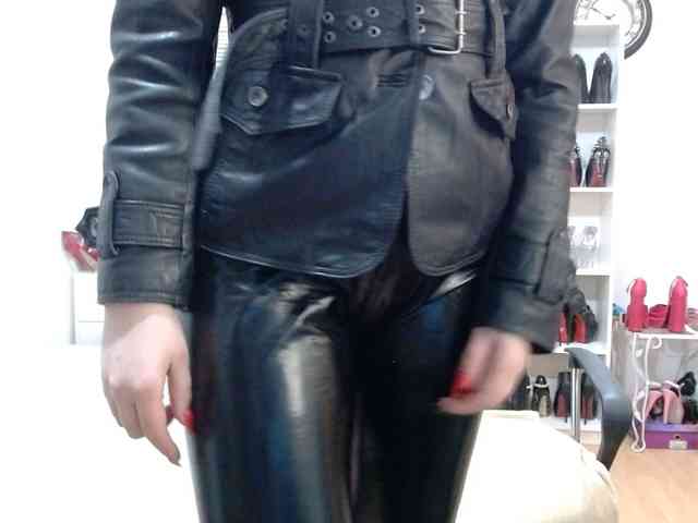 MisstressSabi webcam