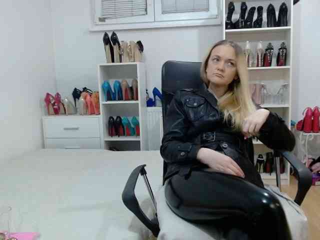 MisstressSabi MisstressSabi