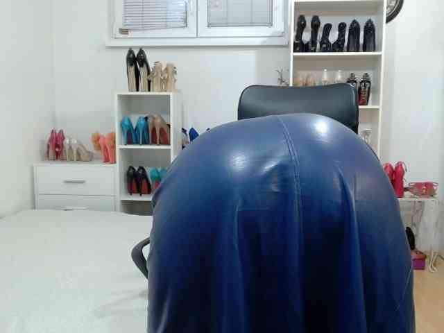 MisstressSabi webcam
