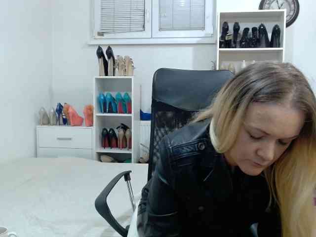 MisstressSabi webcam