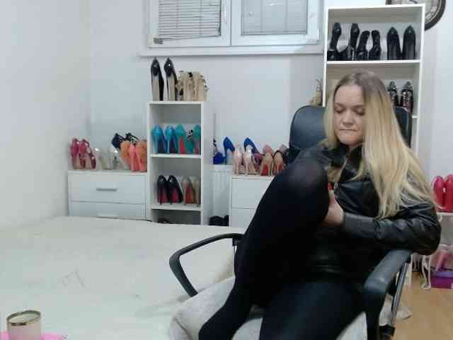 MisstressSabi webcam