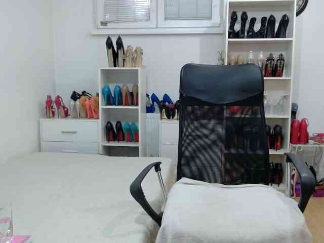 MisstressSabi webcam