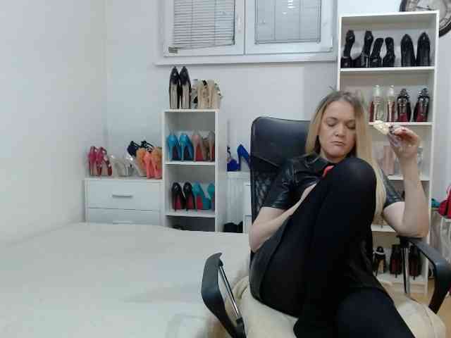 MisstressSabi MisstressSabi