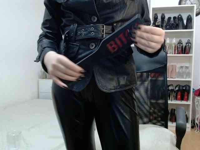 MisstressSabi webcam