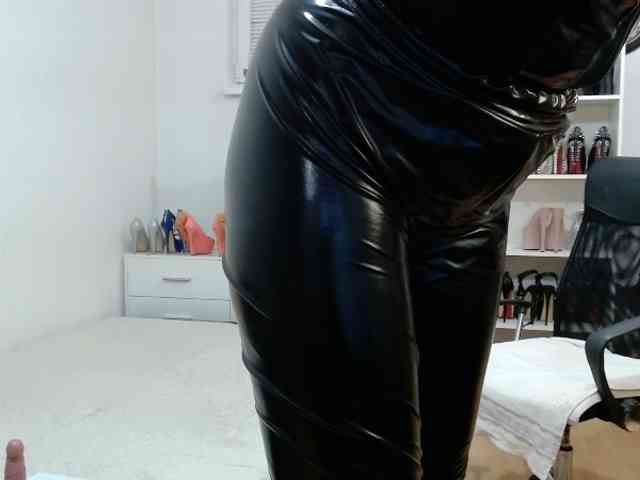 MisstressSabi webcam