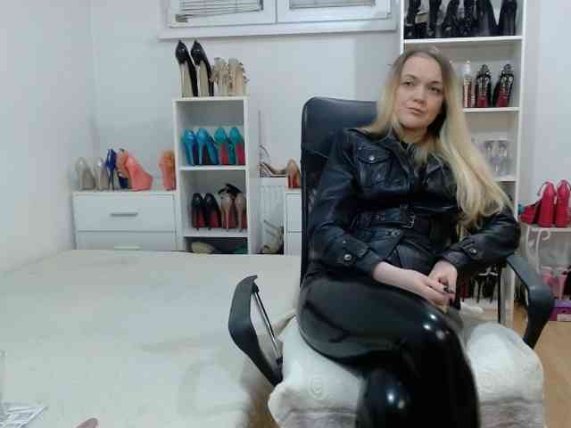 MisstressSabi webcam