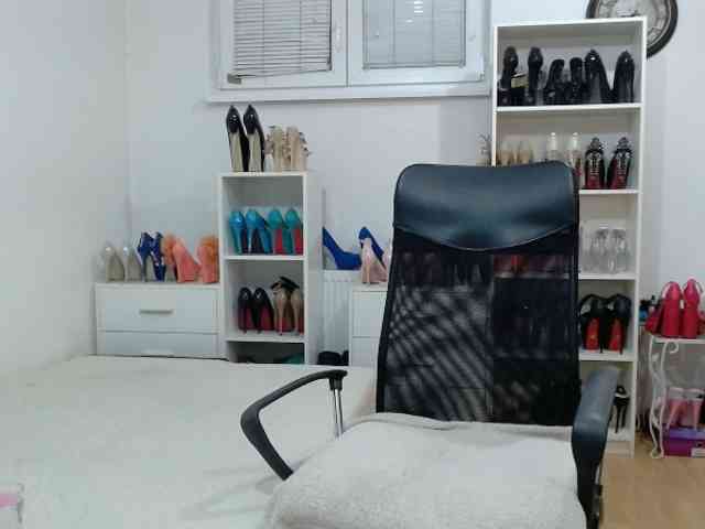 MisstressSabi webcam